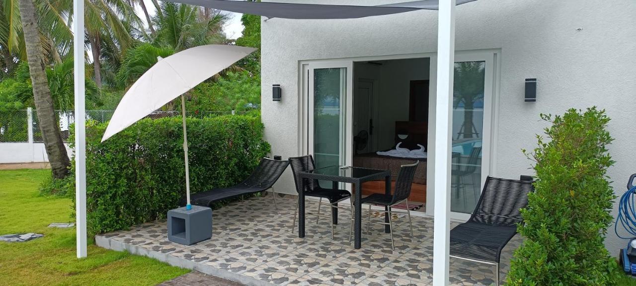 Ganze Villa Beachfront-Pool-Villa-Apartment Ко Чанг Екстериор снимка