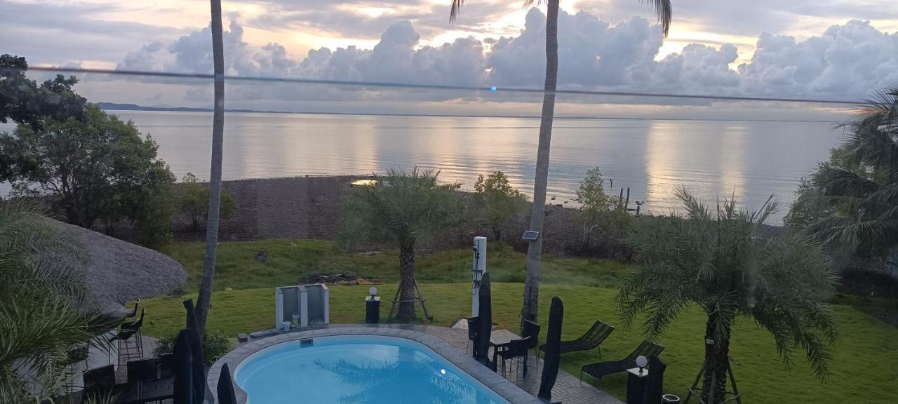 Ganze Villa Beachfront-Pool-Villa-Apartment Ко Чанг Екстериор снимка
