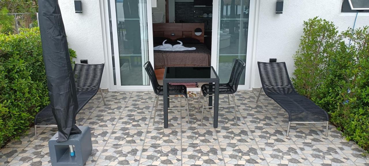 Ganze Villa Beachfront-Pool-Villa-Apartment Ко Чанг Екстериор снимка